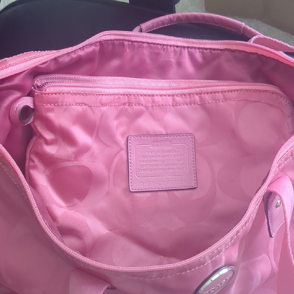Coach Pink Travel Tote Bag with Monogram Pattern - Picture 16 of 16